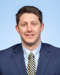 A photo of Scott Shapiro.