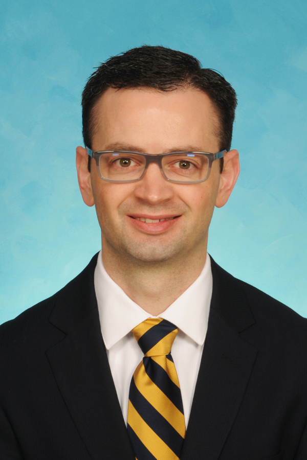 A photo of Scott  Larson.