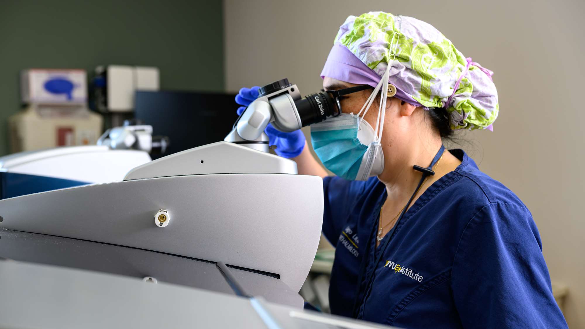 WVU ophthalmologist utilizes surgical microscope