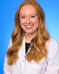 A photo of Kelly  Devlin.
